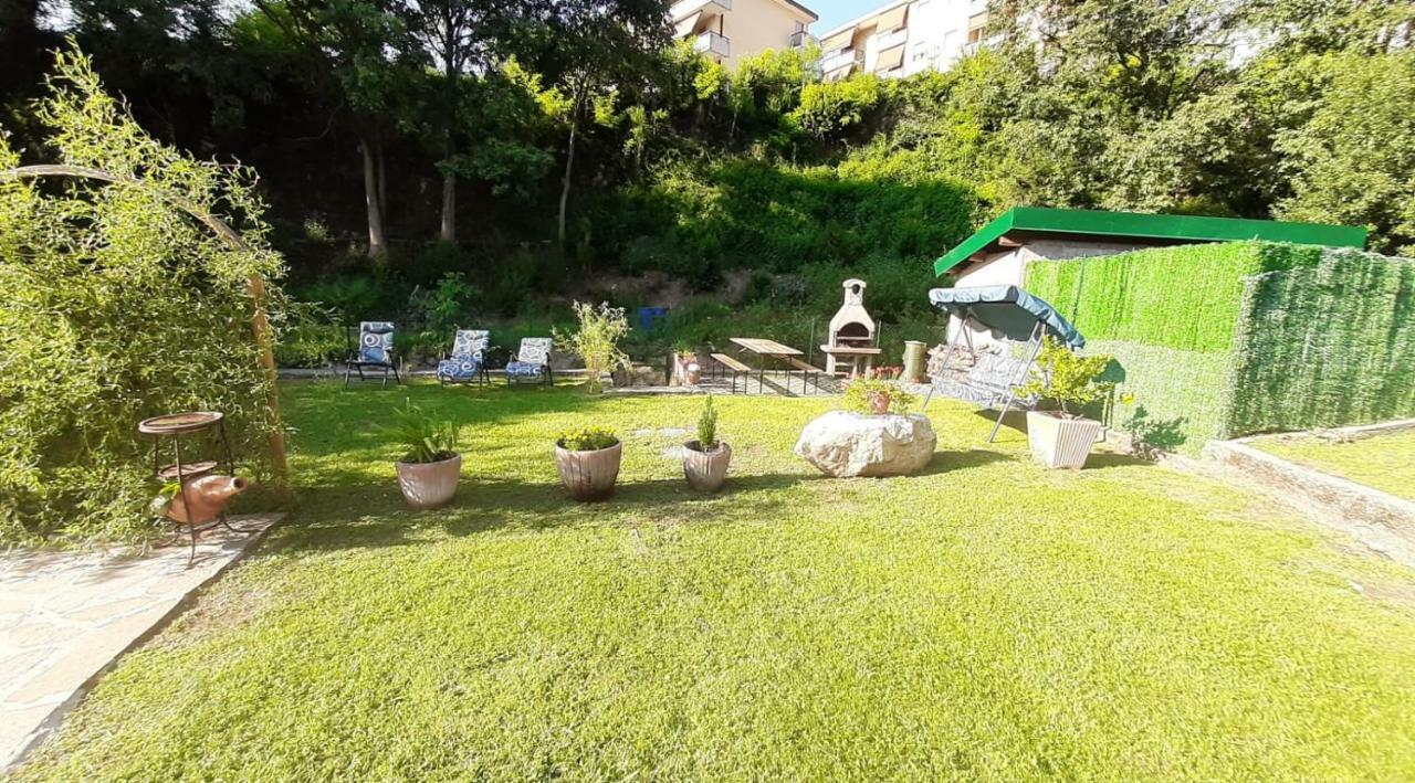 Casa Della Nonna Apartman Abbadia Lariana Kültér fotó