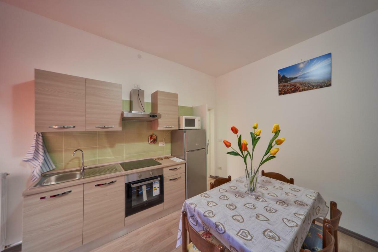 Casa Della Nonna Apartman Abbadia Lariana Kültér fotó